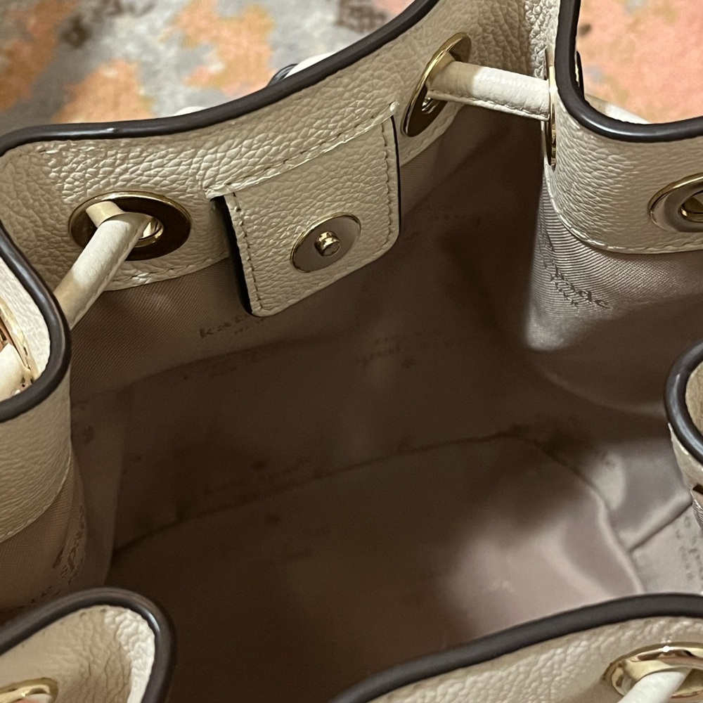 Kate Spade New York Bucket Bag - Picture 6 of 8